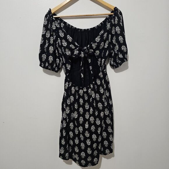 Old Navy - Dress Puff-Sleeve Printed Tie-Back Mini Swing - Size M - Black - Picture 3 of 11